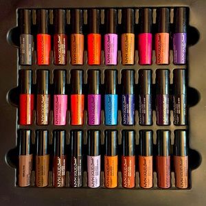 30 piece NYX suede set
